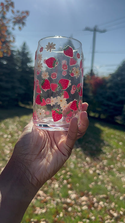 Floral Strawberry 16 oz Glass cup